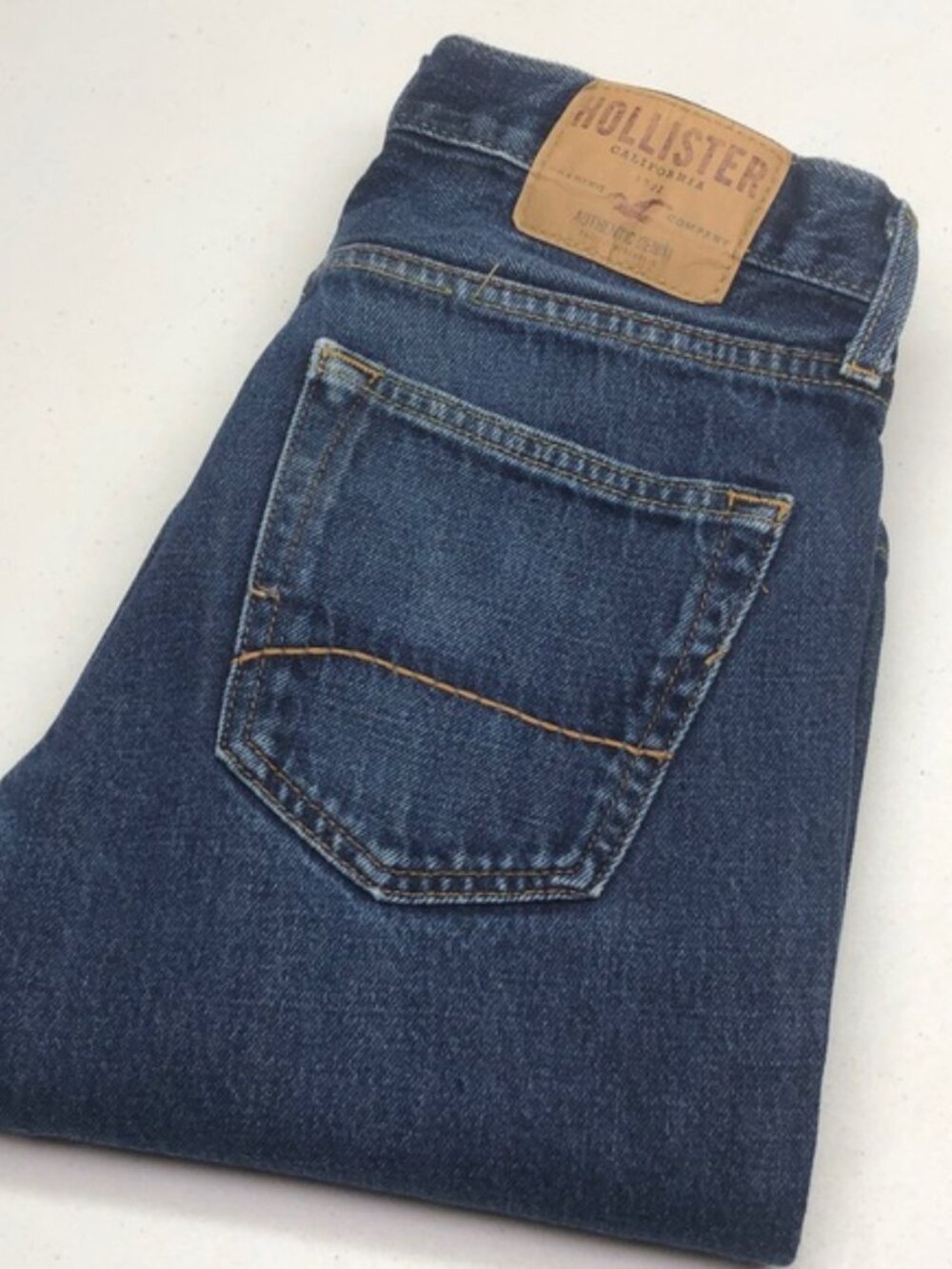 MENS HOLLISTER VINTAGE BUTTONFLY STRAIGHT FIT JEANS 28x30 ⭐️